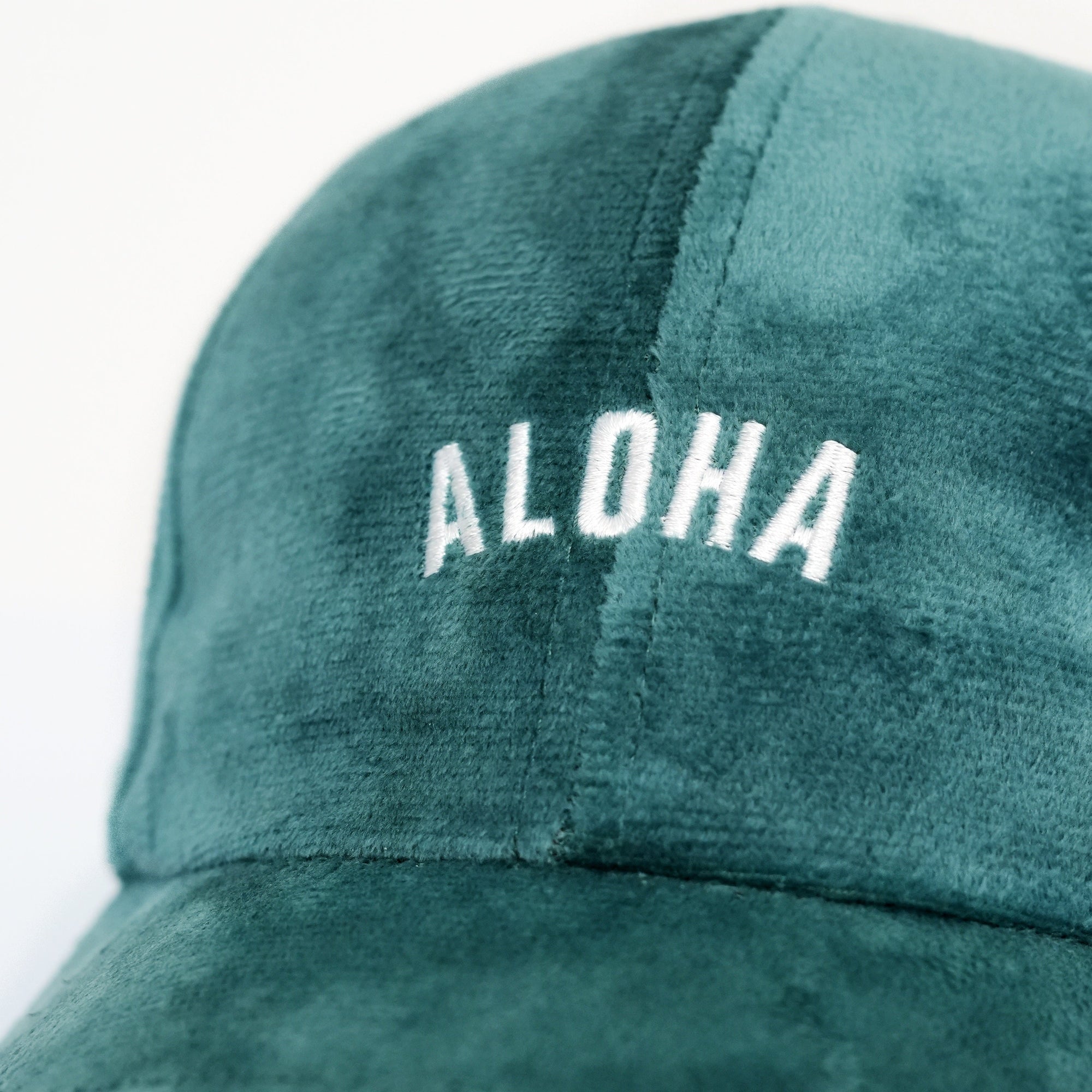 Men cotton and suede caps online in Pakistan. Baseball caps, caps for men, premium caps, caps pakistan