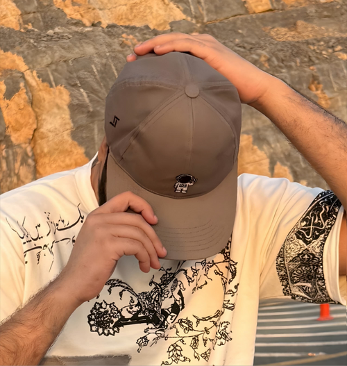 Men cotton and suede caps online in Pakistan. Baseball caps, caps for men, premium caps, caps pakistan